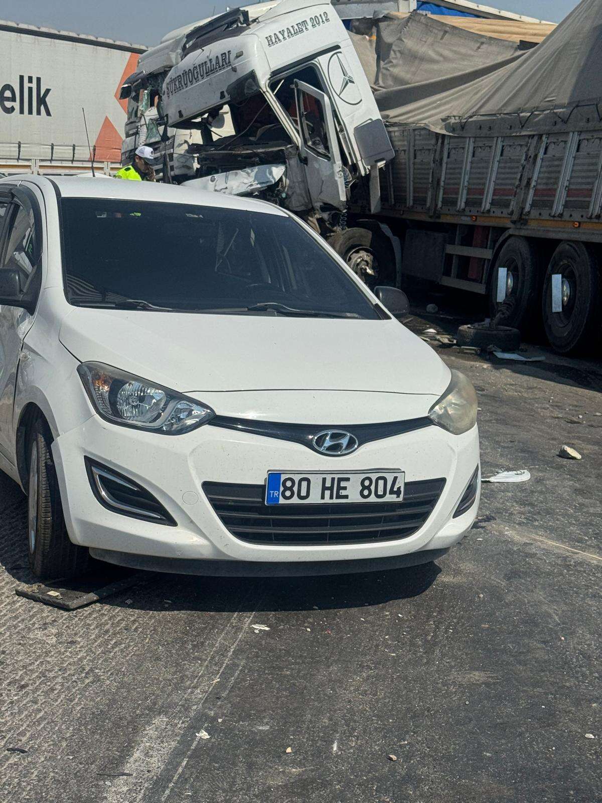 Konya’da 5 araç kazaya karıştı! Baki Türk öldü, 9 yaralı var 2